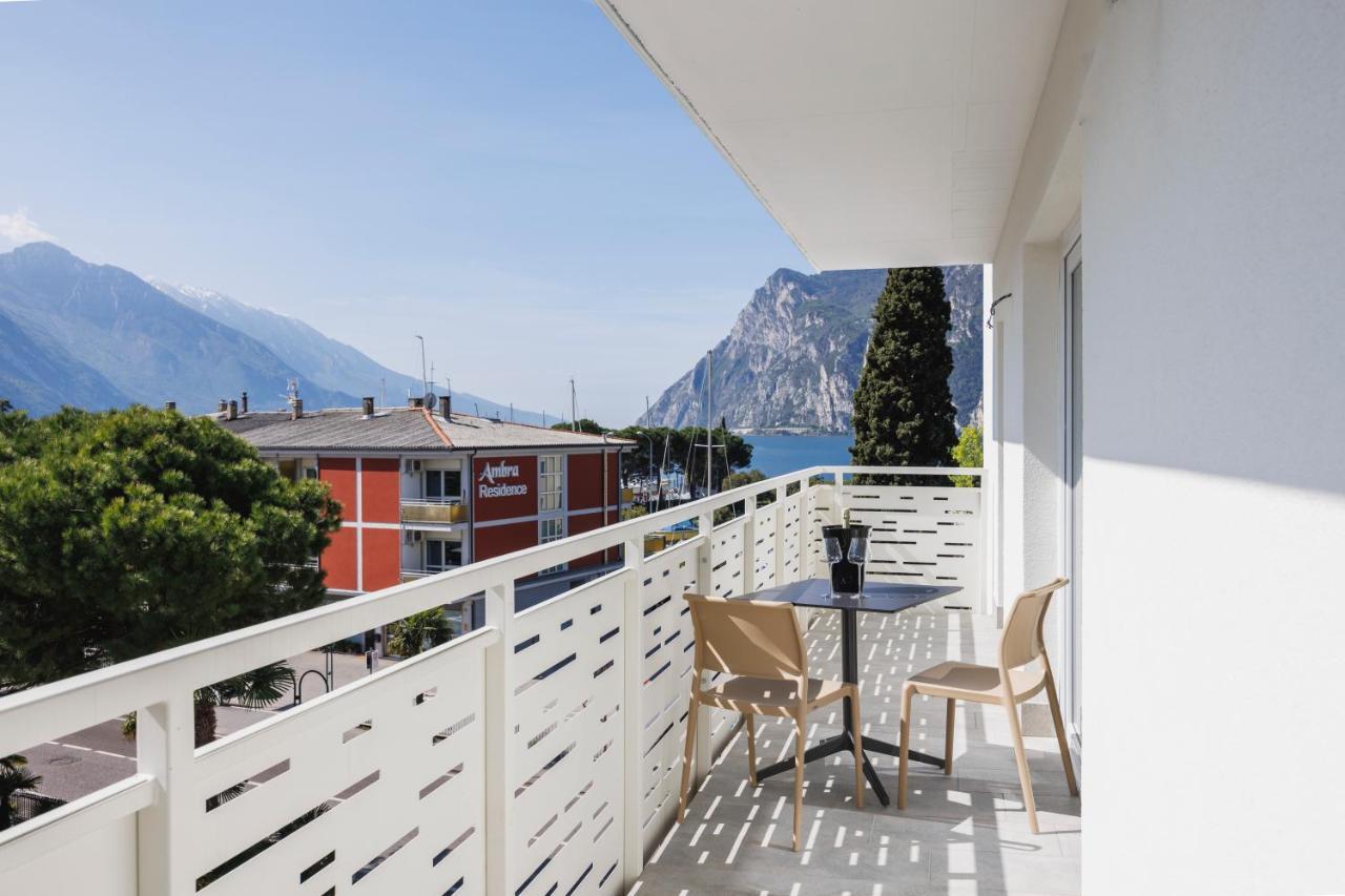 Lake Side Suites Riva del Garda Exterior foto