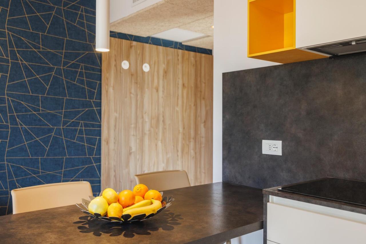 Lake Side Suites Riva del Garda Exterior foto