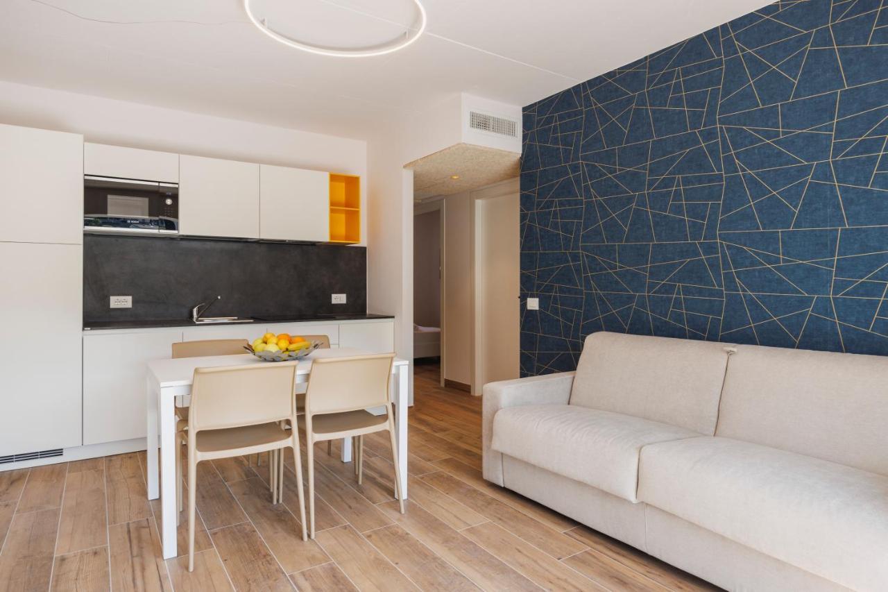 Lake Side Suites Riva del Garda Exterior foto