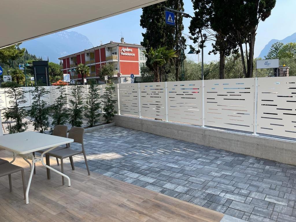Lake Side Suites Riva del Garda Exterior foto