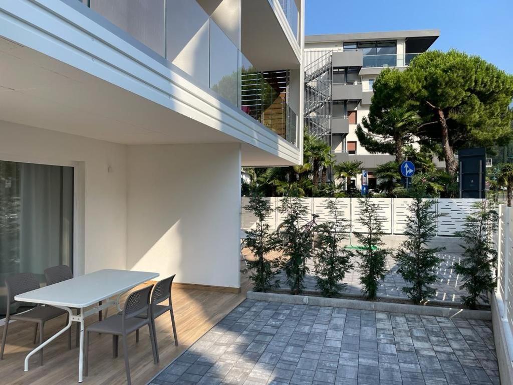 Lake Side Suites Riva del Garda Exterior foto