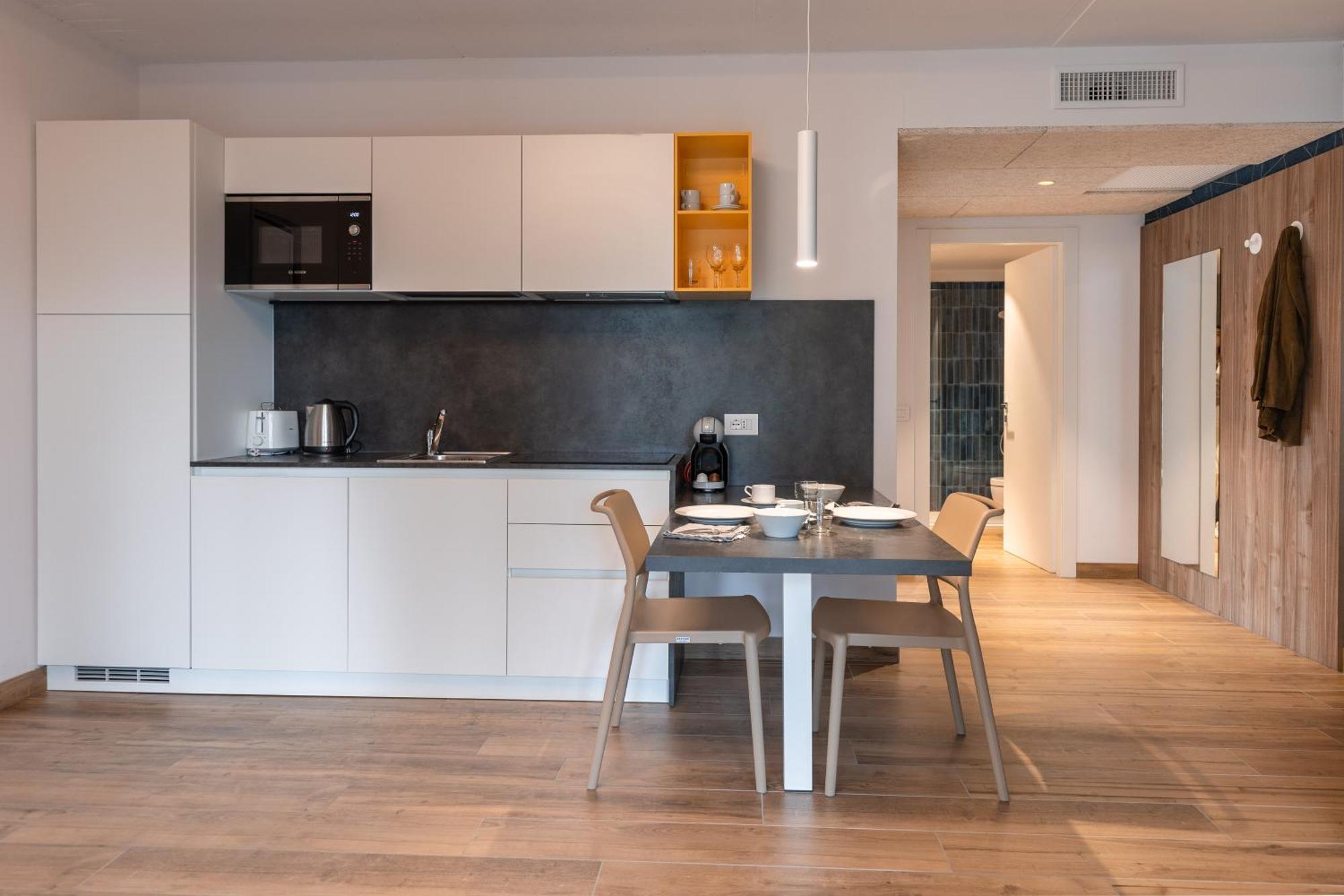 Lake Side Suites Riva del Garda Exterior foto